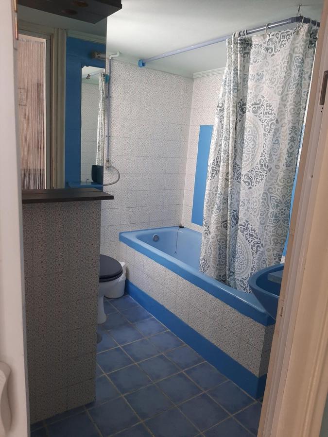 Retro Comfy Home Near Monastiraki Atene Esterno foto