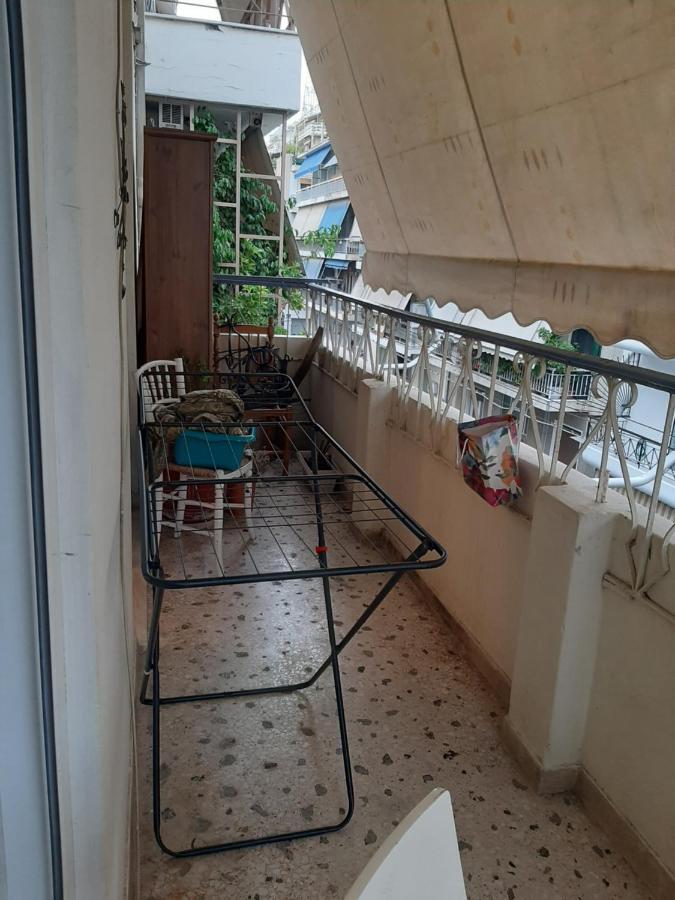 Retro Comfy Home Near Monastiraki Atene Esterno foto