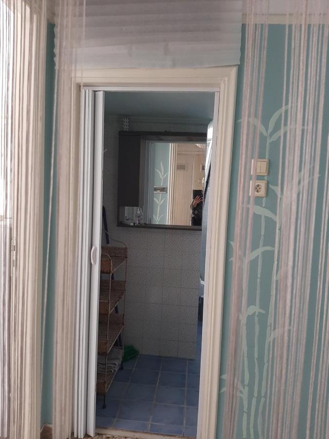 Retro Comfy Home Near Monastiraki Atene Esterno foto